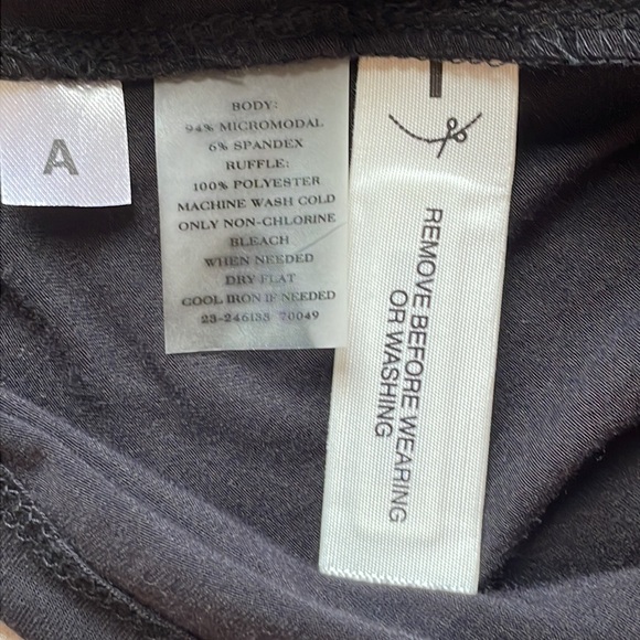 Ann Taylor Black Tank with Flattering Ruffle Front, NWT, Size Large - Picture 8 of 10